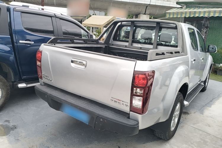 Used Isuzu D-MAX 2018 3.0T Two-Wheel Drive Automatic Elite Version 4JJ1-TC HI Rear Right 45 Deg