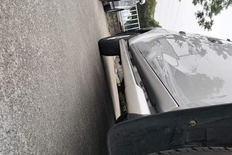 Used Isuzu D-MAX 2018 3.0T Two-Wheel Drive Automatic Elite Version 4JJ1-TC HI Right Side Sill