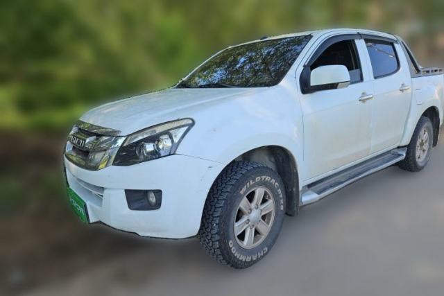 Used Isuzu D-MAX 2018 2.5T Four-Wheel Drive Base Version JE4D25Q5A