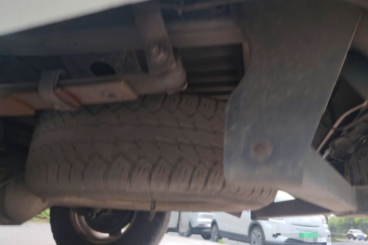Used Isuzu D-MAX 2018 3.0T Four-Wheel Drive Automatic Ultra-Luxury Version 4JJ1-TC HI Chassis Rear Left
