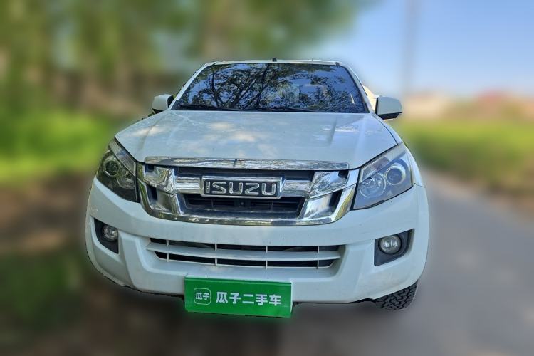 Used Isuzu D-MAX 2018 2.5T Four-Wheel Drive Base Version JE4D25Q5A Front