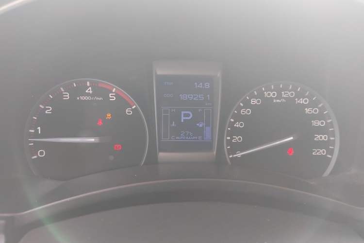 Used Isuzu D-MAX 2018 3.0T Four-Wheel Drive Automatic X-POWER Edition 4JJ1-TC HI Instrument Cluster