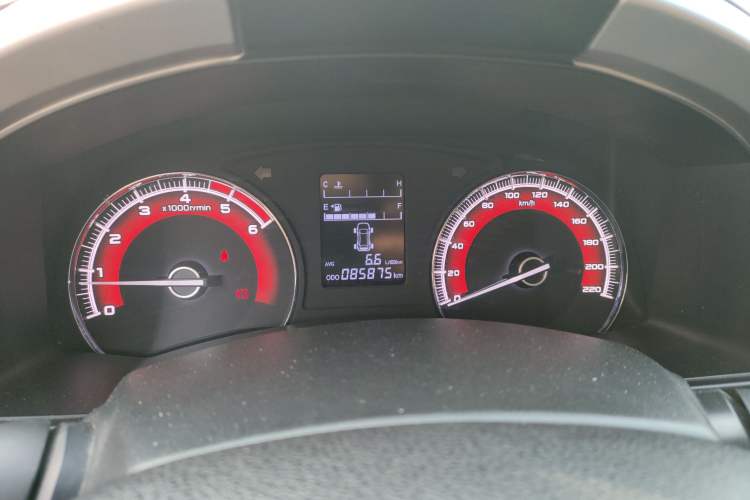 Used Isuzu D-MAX 2018 2.5T Four-Wheel Drive Base Version JE4D25Q5A Instrument Cluster