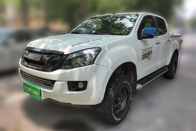 Used Isuzu D-MAX 2018 3.0T Two-Wheel Drive Automatic Elite Version 4JJ1-TC HI