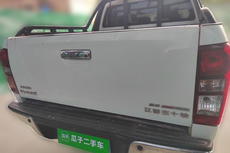 Used Isuzu D-MAX 2018 3.0T Four-Wheel Drive Automatic X-POWER Edition 4JJ1-TC HI Rear