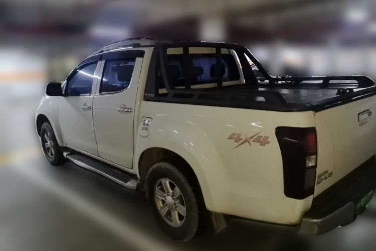 Used Isuzu D-MAX 2018 3.0T Four-Wheel Drive Automatic Ultra-Luxury Version 4JJ1-TC HI Rear Left 45 Deg
