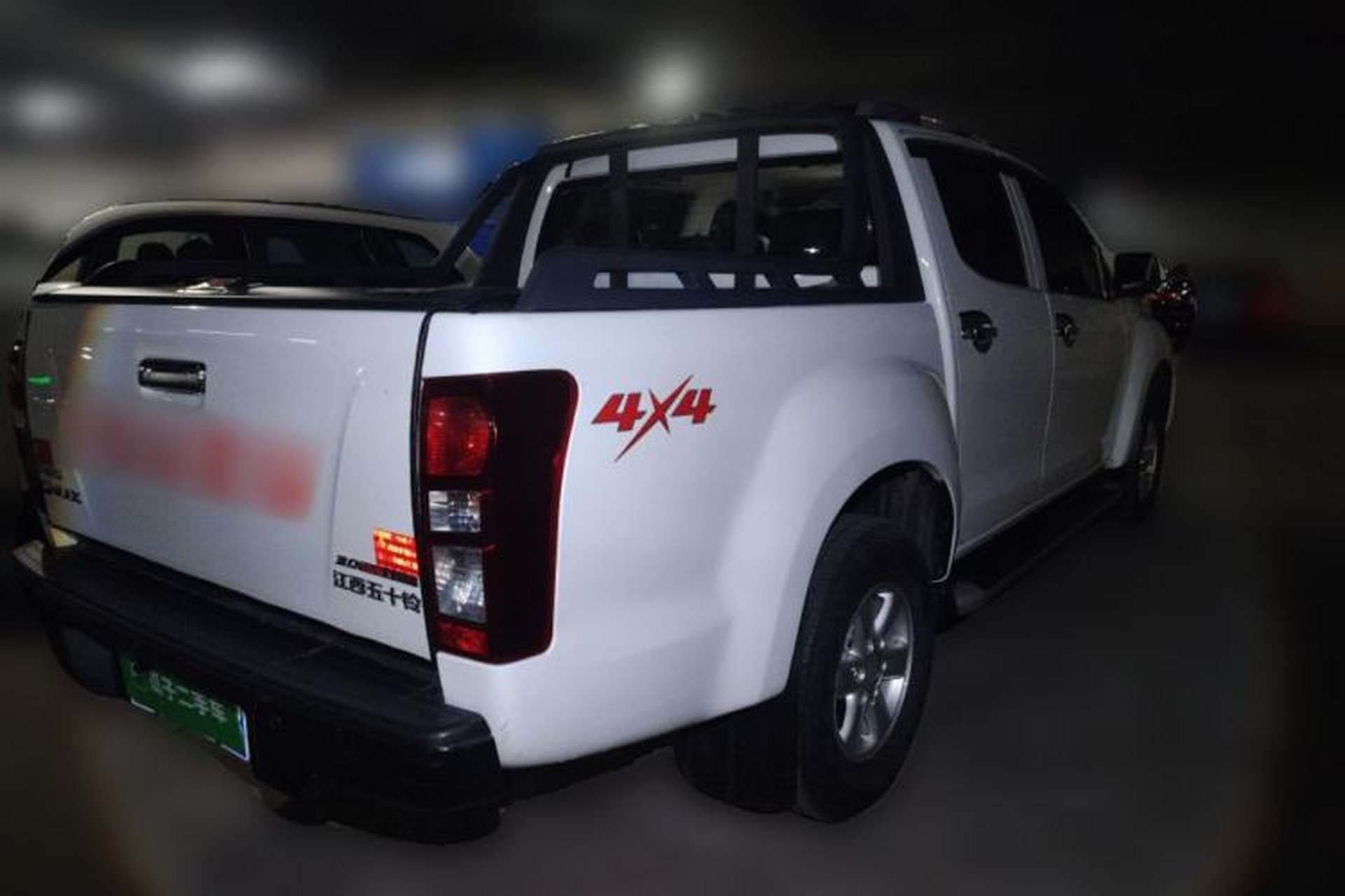 Used Isuzu D-MAX 2018 3.0T Four-Wheel Drive Manual Base Version 4JJ1-TC HI Rear Right 45 Deg