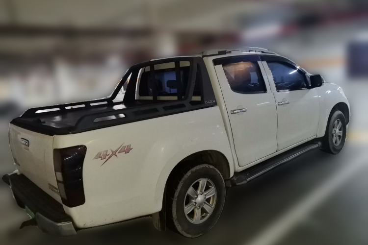 Used Isuzu D-MAX 2018 3.0T Four-Wheel Drive Automatic Ultra-Luxury Version 4JJ1-TC HI Rear Right 45 Deg