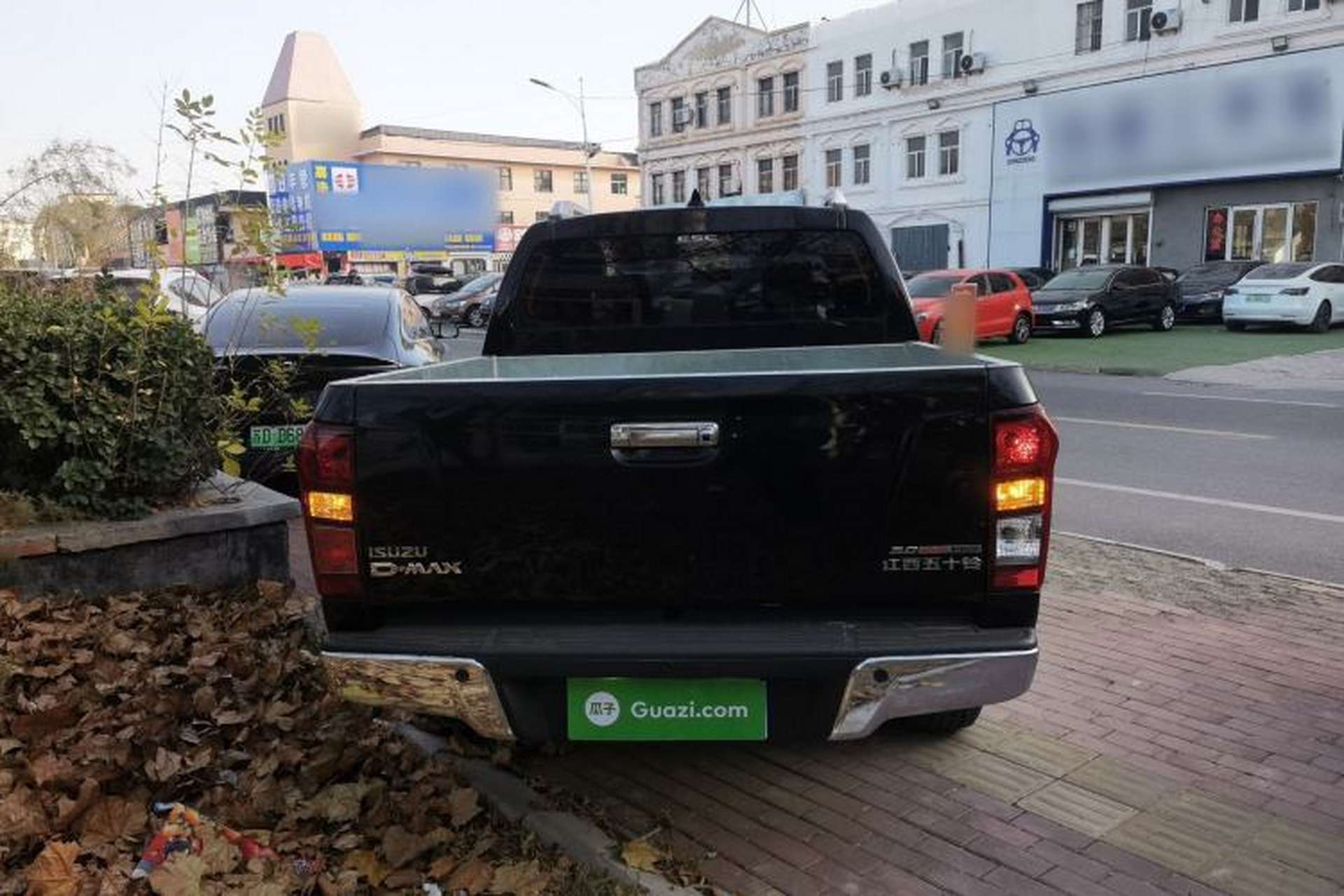 Used Isuzu D-MAX 2019 3.0T Four-Wheel Drive Automatic Ultra-Luxury Version 4JJ1-TC HI Exterior 4