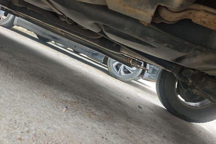 Used Isuzu D-MAX 2019 3.0T Two-Wheel Drive Automatic Elite Version 4JJ1-TC HI Chassis Rear Left