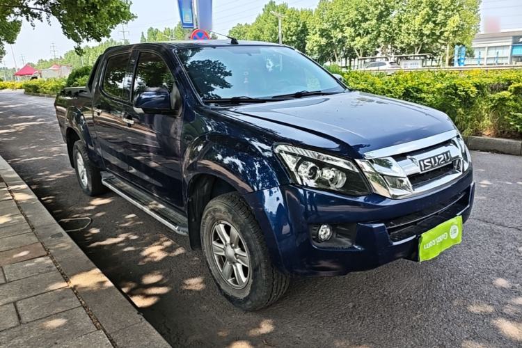 Used Isuzu D-MAX 2019 2.5T Two-Wheel Drive Manual Navigation Edition China VI Standard Extended Version JE4D25Q6A Front Right 45 Deg