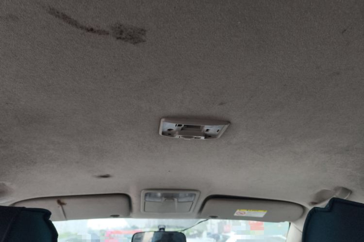 Used Isuzu D-MAX 2019 2.5T Two-Wheel Drive Automatic Base Version JE4D25Q5A Headliner