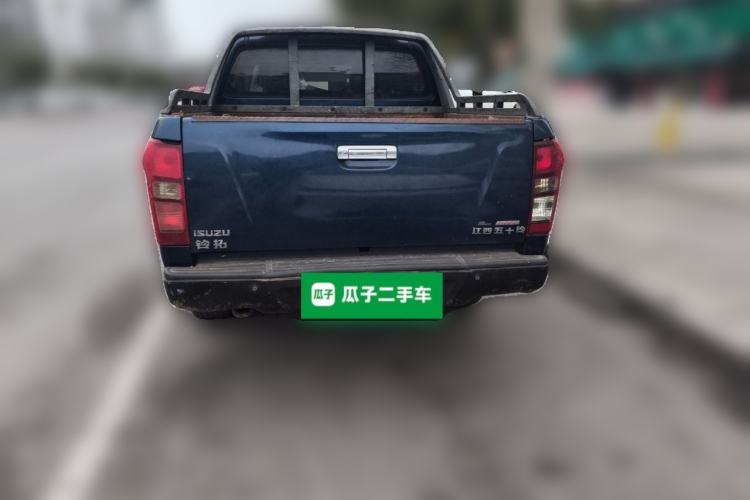 Used Isuzu D-MAX 2019 2.5T Two-Wheel Drive Automatic Base Version JE4D25Q5A Rear