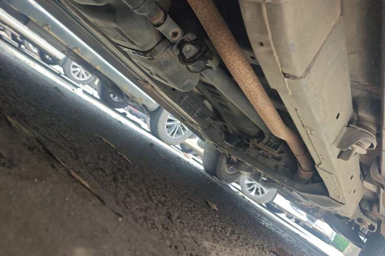 Used Isuzu D-MAX 2019 2.5T Two-Wheel Drive Manual Base Version JE4D25Q5A Chassis Rear Right