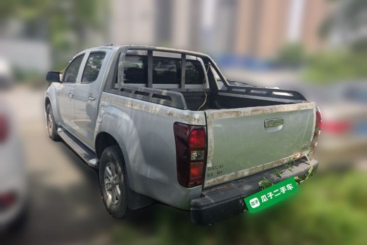 Used Isuzu D-MAX 2019 2.5T Two-Wheel Drive Manual Base Version JE4D25Q5A Rear Left 45 Deg