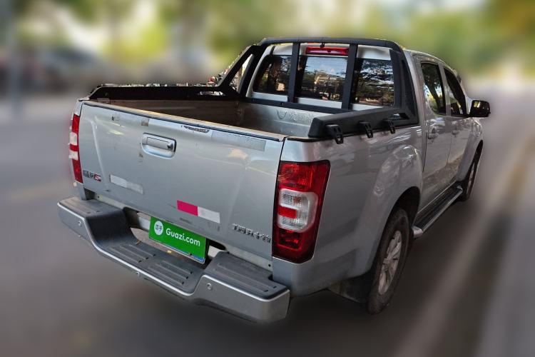 Used Isuzu D-MAX 2019 2.5T Two-Wheel Drive Manual Navigation Version China VI JE4D25Q6A Rear Right 45 Deg