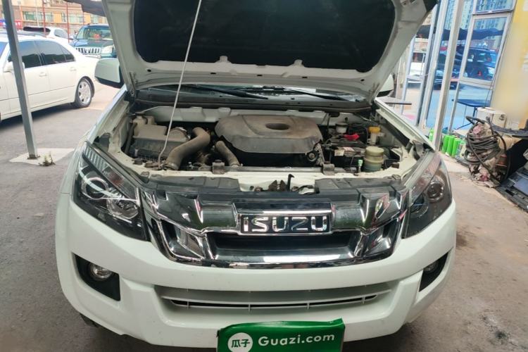 Used Isuzu D-MAX 2019 2.5T Two-Wheel Drive Manual Base Version Extended JE4D25Q5A Engine Bay