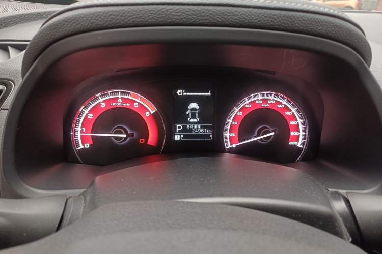 Used Isuzu D-MAX 2019 2.5T Four-Wheel Drive Automatic Luxury Version JE4D25Q5A Instrument Cluster