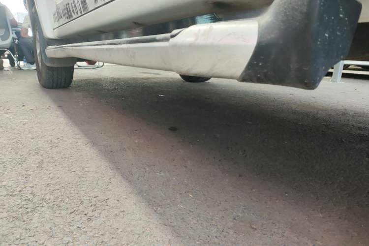 Used Isuzu D-MAX 2019 2.5T Two-Wheel Drive Manual Base Version Extended JE4D25Q5A Left Side Sill