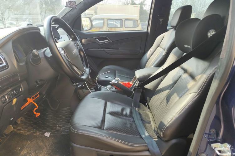 Used Isuzu D-MAX 2019 3.0T Four-Wheel Drive Automatic Ultra-Luxury Version 4JJ1-TC HI Left Front Seat