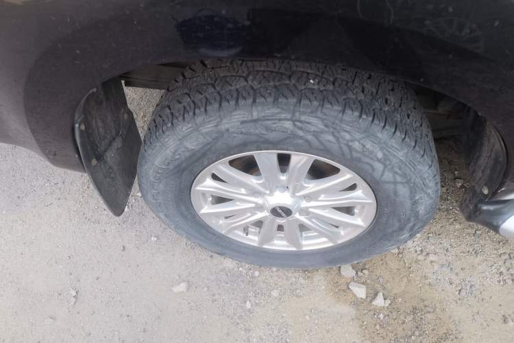 Used Isuzu D-MAX 2020 1.9T 4x4 Automatic Comfort Edition China VI Standard RZ4E Hi-Power Exterior 5