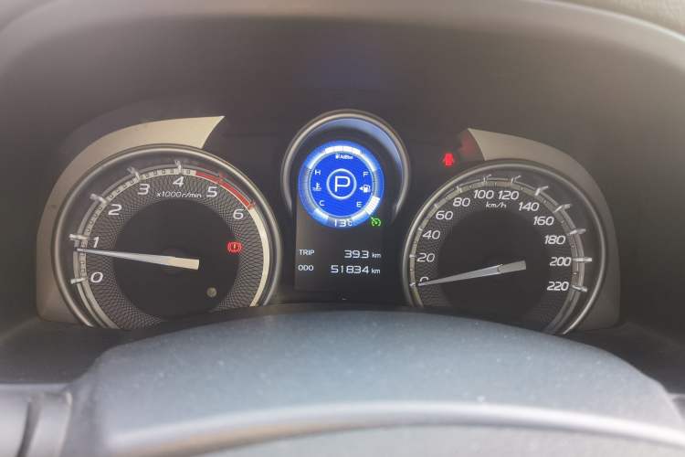 Used Isuzu D-MAX 2020 1.9T 4x4 Automatic Comfort Edition China VI Standard RZ4E Hi-Power Instrument Cluster