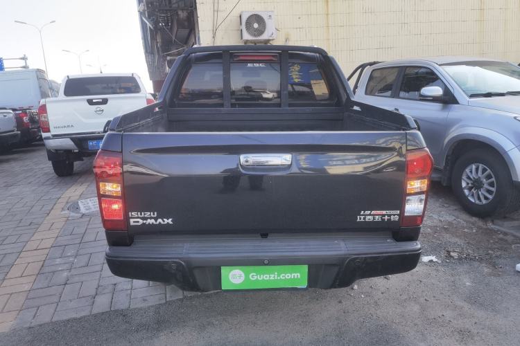 Used Isuzu D-MAX 2020 1.9T 4x4 Automatic Comfort Edition China VI Standard RZ4E Hi-Power Rear