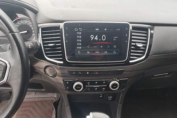 Used Isuzu D-MAX 2020 1.9T 4x4 Automatic Luxury Edition China VI Standard RZ4E Hi-Power Audio And AC Panel