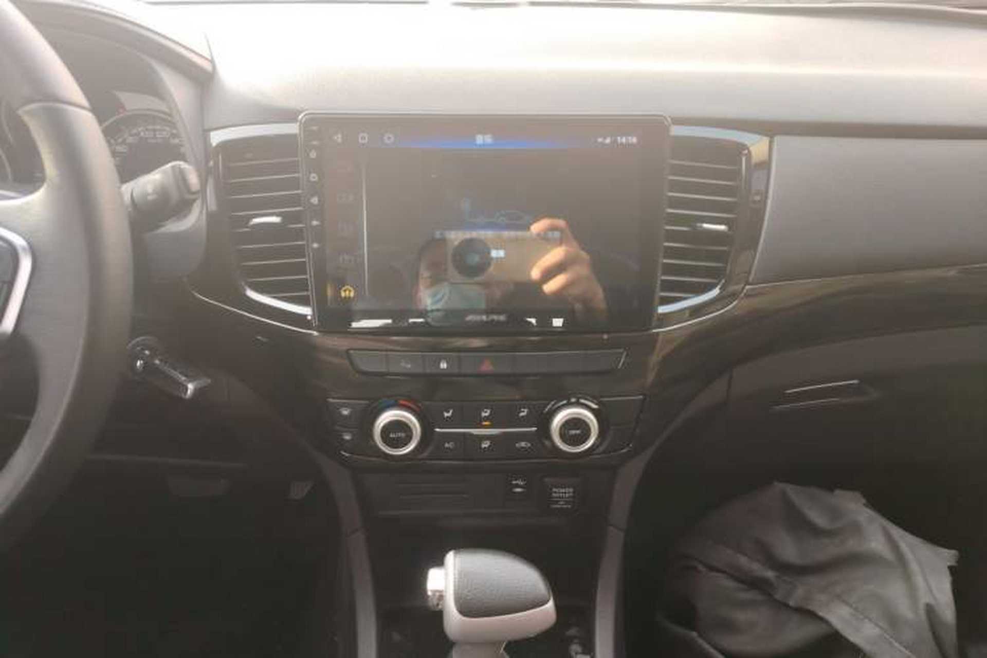 Used Isuzu D-MAX 2020 1.9T Two-Wheel Drive Automatic Comfort Edition China VI Standard RZ4E Hi-Power Audio And AC Panel