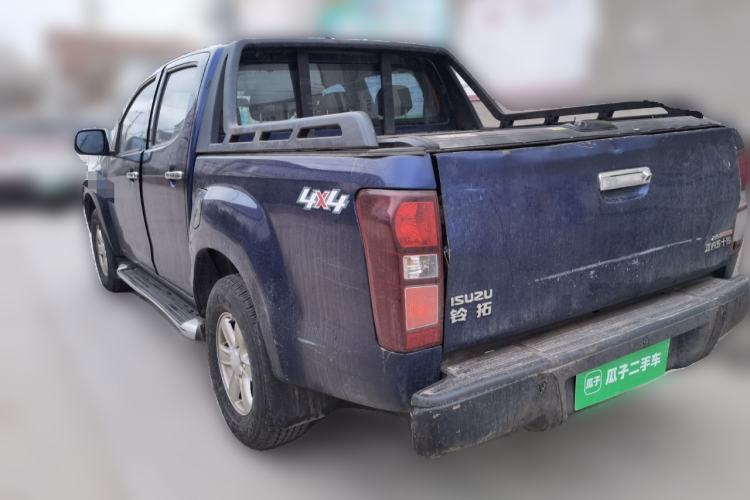 Used Isuzu D-MAX 2020 2.5T 4x4 Automatic Flagship Edition China VI JE4D25Q6A Exterior 3