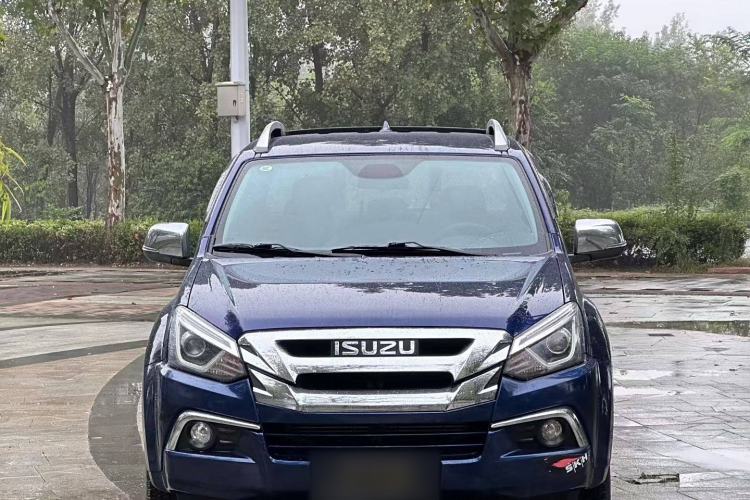 Used Isuzu D-MAX 2020 1.9T Two-Wheel Drive Automatic Comfort Edition China VI Standard RZ4E Hi-Power Exterior 4