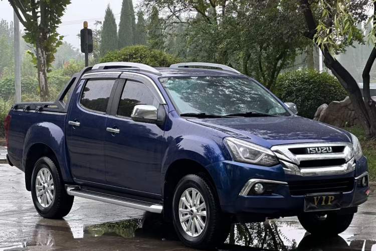 Used Isuzu D-MAX 2020 1.9T Two-Wheel Drive Automatic Comfort Edition China VI Standard RZ4E Hi-Power Exterior 5
