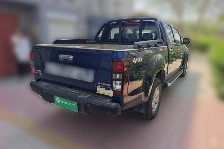 Used Isuzu D-MAX 2020 2.5T 4WD Manual Navigation Version China VI Standard Extended Length JE4D25Q6A Exterior 5