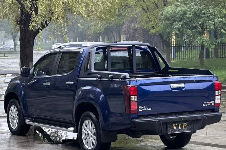 Used Isuzu D-MAX 2020 1.9T Two-Wheel Drive Automatic Comfort Edition China VI Standard RZ4E Hi-Power Exterior 6