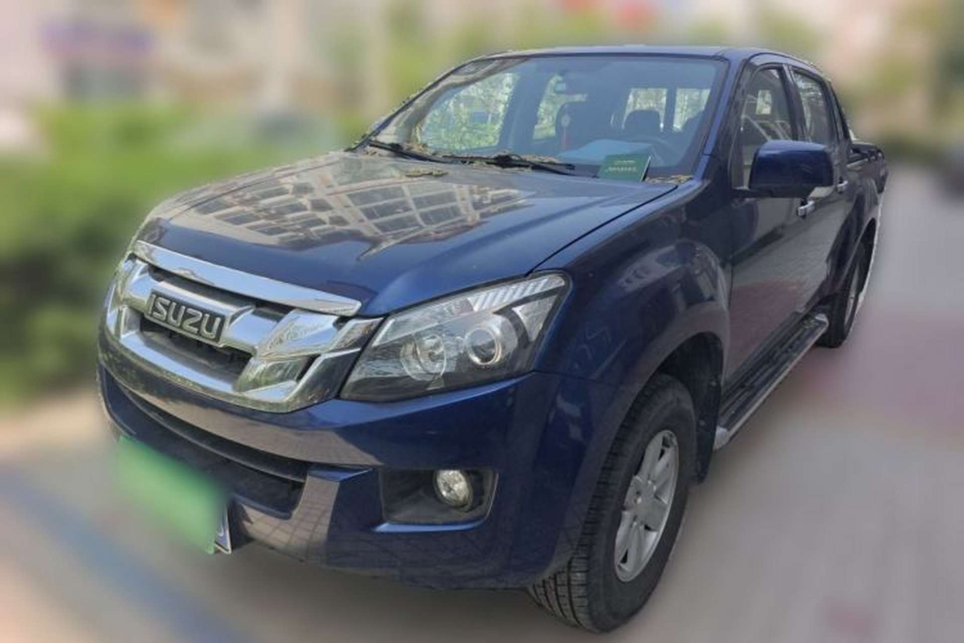 Used Isuzu D-MAX 2020 2.5T 4WD Manual Navigation Version China VI Standard Extended Length JE4D25Q6A Front Left 45 Deg