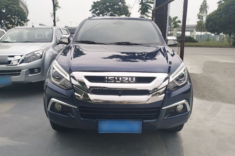 Used Isuzu D-MAX 2020 1.9T 4x4 Automatic Luxury Edition China VI Standard RZ4E Hi-Power Front