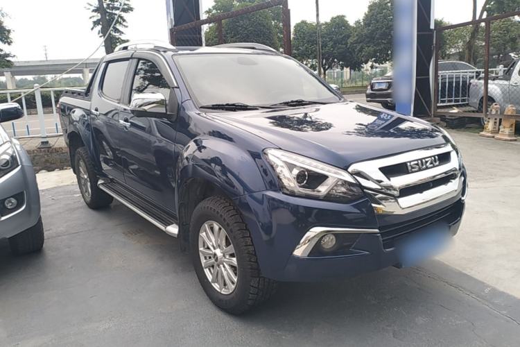 Used Isuzu D-MAX 2020 1.9T 4x4 Automatic Luxury Edition China VI Standard RZ4E Hi-Power Front Right 45 Deg