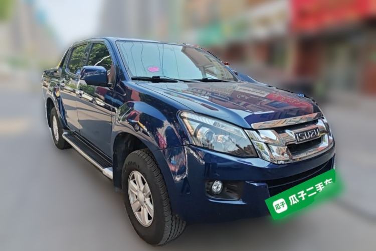 Used Isuzu D-MAX 2020 2.5T Two-Wheel Drive Manual Flagship Version China VI Emission Standard JE4D25Q6A Front Right 45 Deg