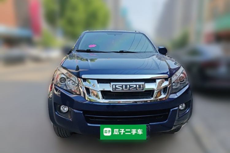 Used Isuzu D-MAX 2020 2.5T Two-Wheel Drive Manual Flagship Version China VI Emission Standard JE4D25Q6A Front