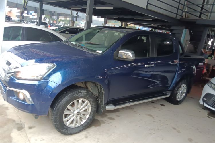 Used Isuzu D-MAX 2020 1.9T 4x4 Automatic Comfort Edition China VI Standard RZ4E Hi-Power Left Side