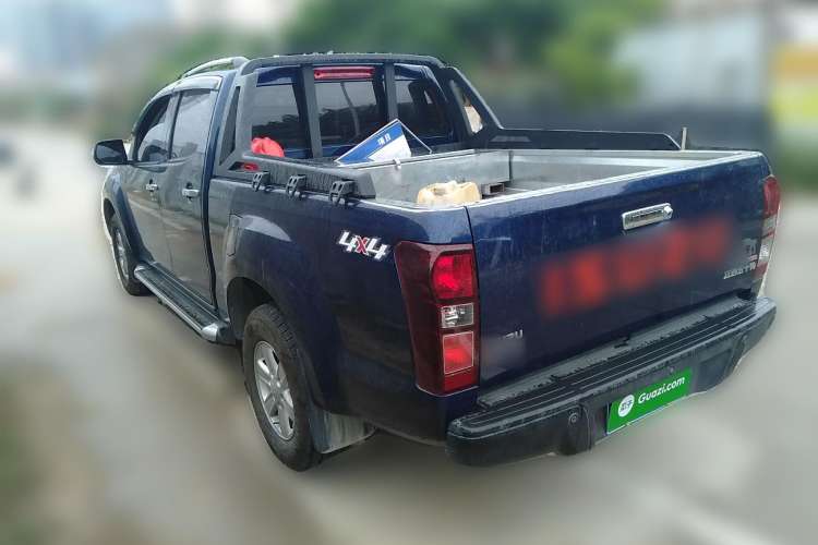 Used Isuzu D-MAX 2020 2.5T 4WD Manual Navigation Version China VI Standard Extended Length JE4D25Q6A Rear Left 45 Deg