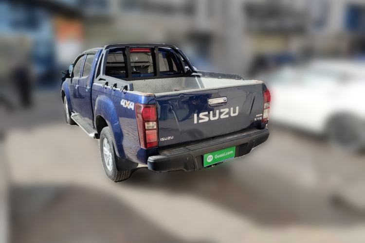 Used Isuzu D-MAX 2020 2.5T 4x4 Automatic Navigation Version China VI Standard Extended Length JE4D25Q6A Rear Left 45 Deg