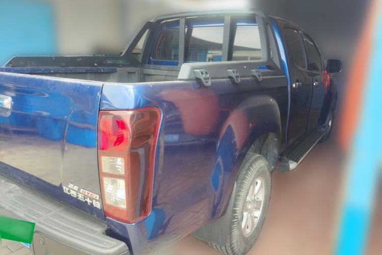 Used Isuzu D-MAX 2020 2.5T Two-Wheel Drive Automatic Navigation Version China VI Emission Standard Extended Length JE4D25Q6A Rear Right 45 Deg