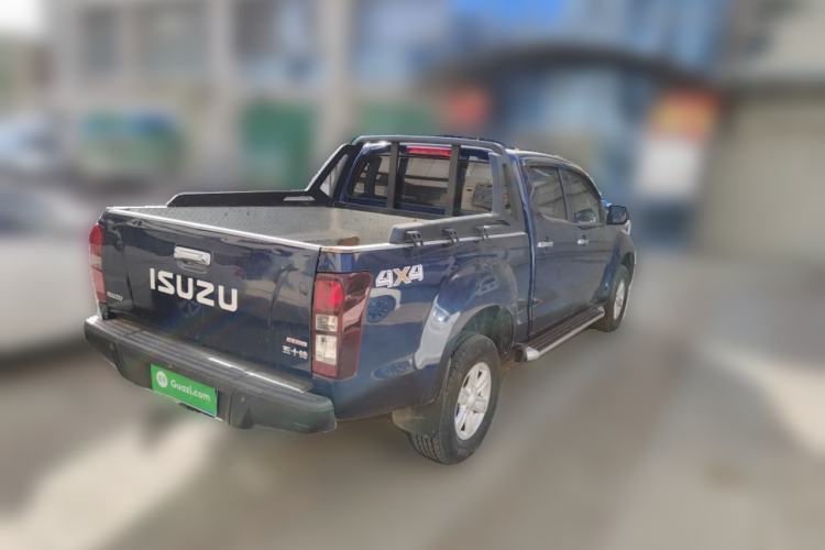 Used Isuzu D-MAX 2020 2.5T 4x4 Automatic Navigation Version China VI Standard Extended Length JE4D25Q6A Rear Right 45 Deg