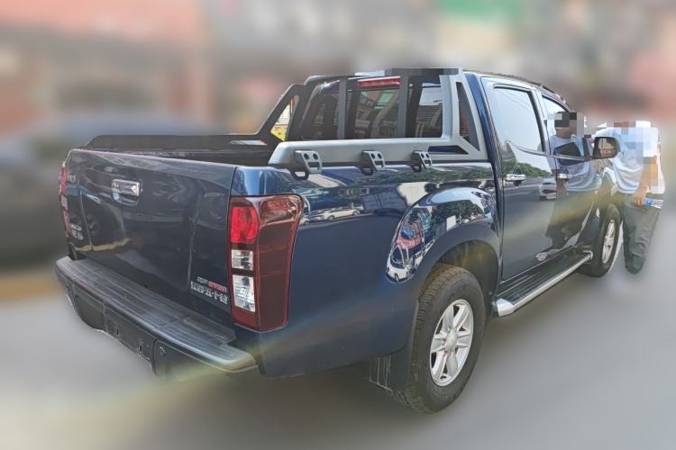Used Isuzu D-MAX 2020 2.5T Two-Wheel Drive Manual Flagship Version China VI Emission Standard JE4D25Q6A Rear Right 45 Deg