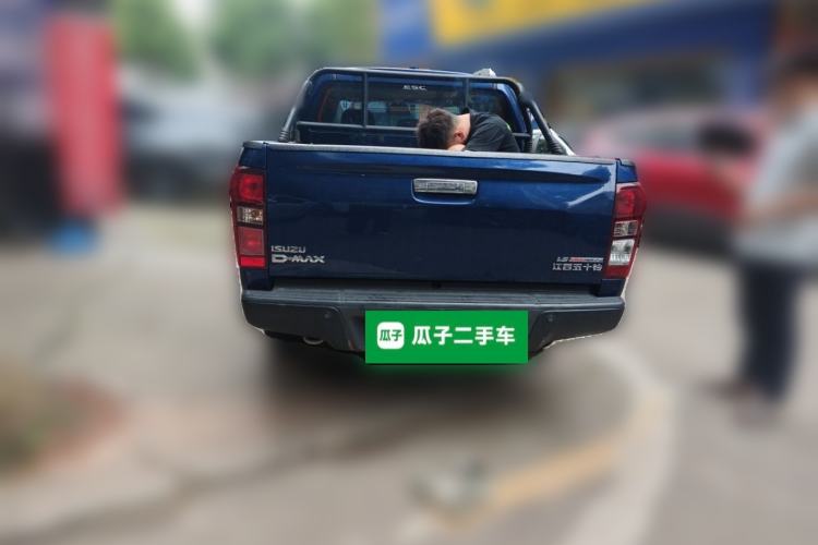 Used Isuzu D-MAX 2020 1.9T Two-Wheel Drive Manual Comfort Version China VI Standard RZ4E Hi-Power Rear
