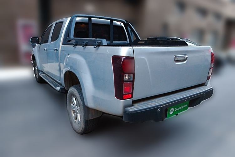 Used Isuzu D-MAX 2020 2.5T Two-Wheel Drive Manual Navigation Version China VI Standard Extended Length JE4D25Q6A Rear Left 45 Deg