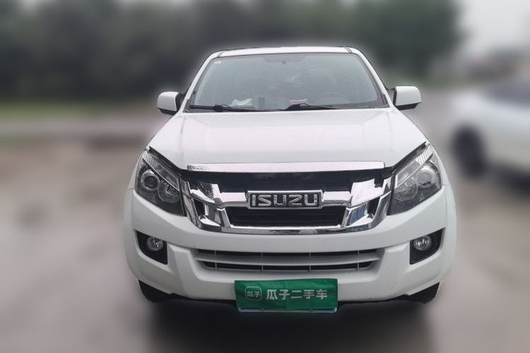 Used Isuzu D-MAX 2020 2.5T Two-Wheel Drive Automatic Navigation Version China VI Emission Standard Extended Length JE4D25Q6A Front