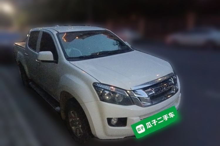 Used Isuzu D-MAX 2020 2.5T 4x4 Automatic Flagship Edition China VI JE4D25Q6A Front Right 45 Deg