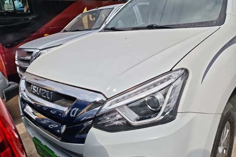 Used Isuzu D-MAX 2020 1.9T Two-Wheel Drive Automatic Comfort Edition China VI Standard RZ4E Hi-Power Front